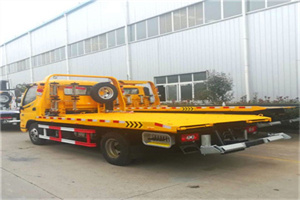 吉县附近拖车救援搭电